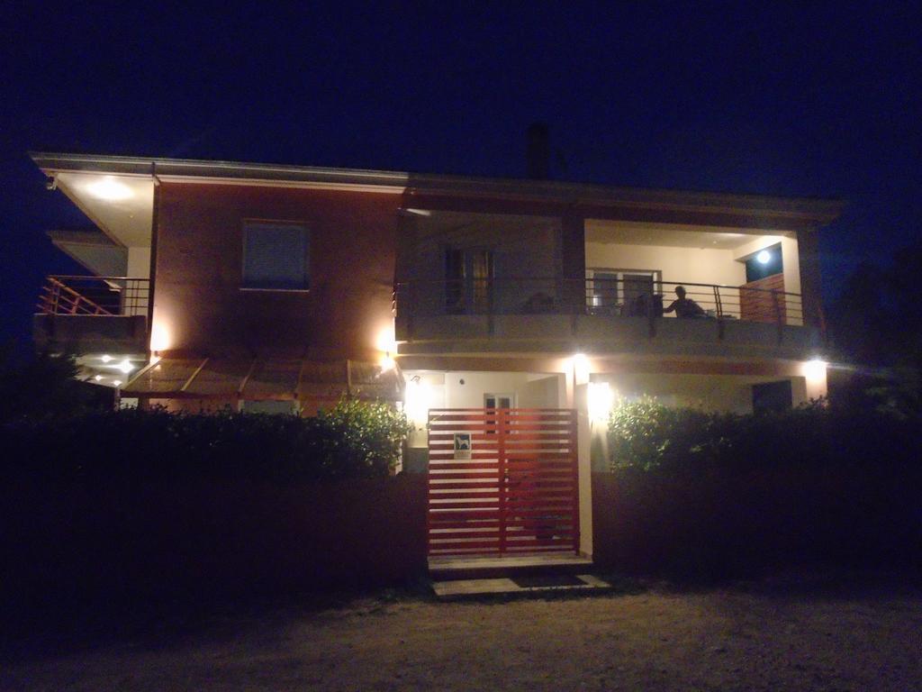 Socrates Family Apartments Kalligoni Exterior foto